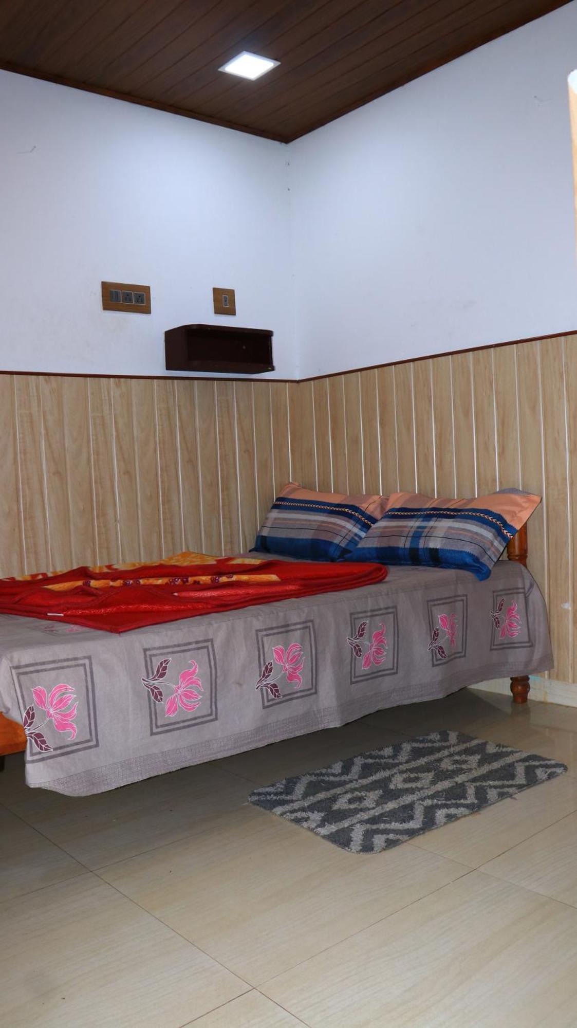 Navaneeth Homestay Devikulam Exterior foto