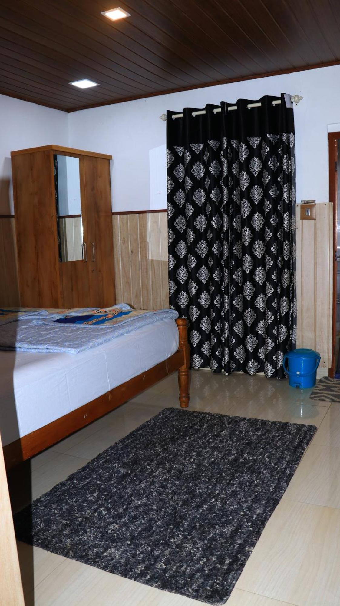 Navaneeth Homestay Devikulam Exterior foto